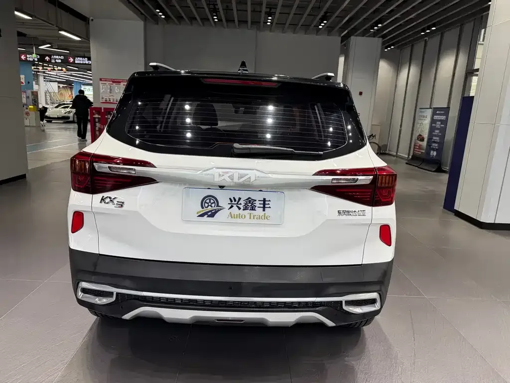 Kia KX3 2022 из CN, фото 3