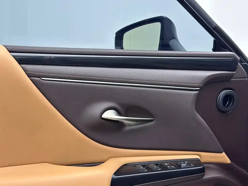 Lexus ES 2021 из CN, фото 5