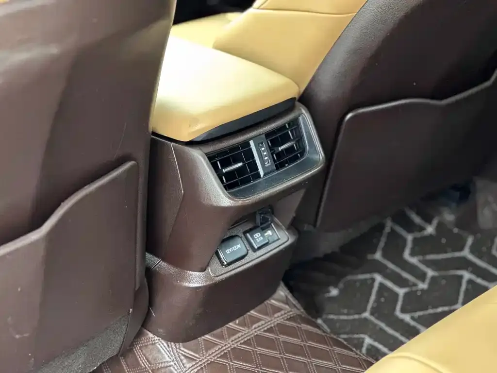 Lexus ES 2021 из CN, фото 4