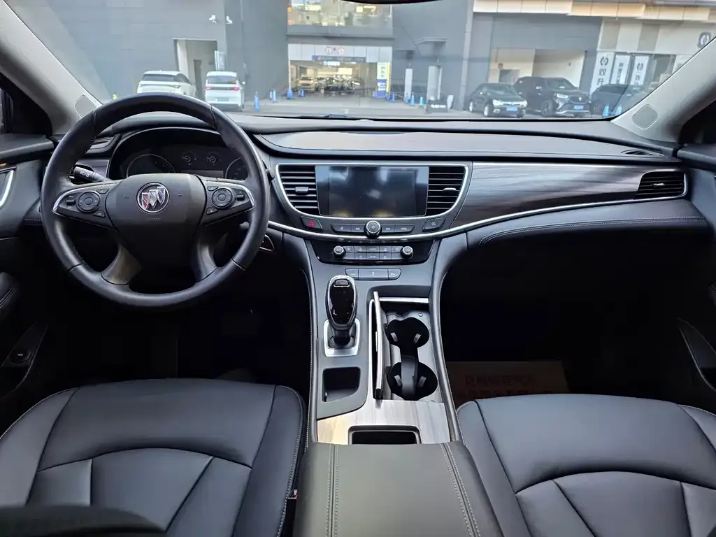 Buick LaCrosse 2022 из CN, фото 2
