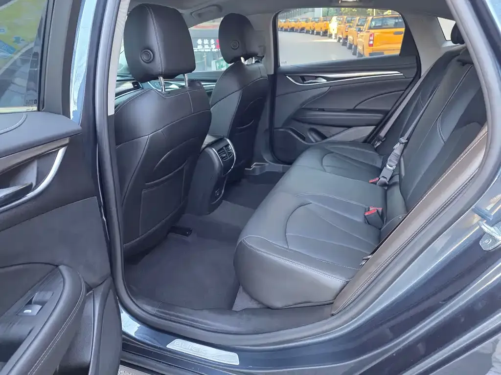 Buick LaCrosse 2022 из CN, фото 9