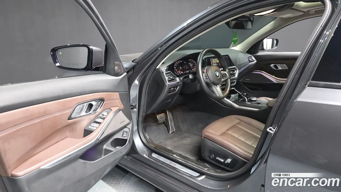 BMW 3-Series 2021 из KR, фото 8