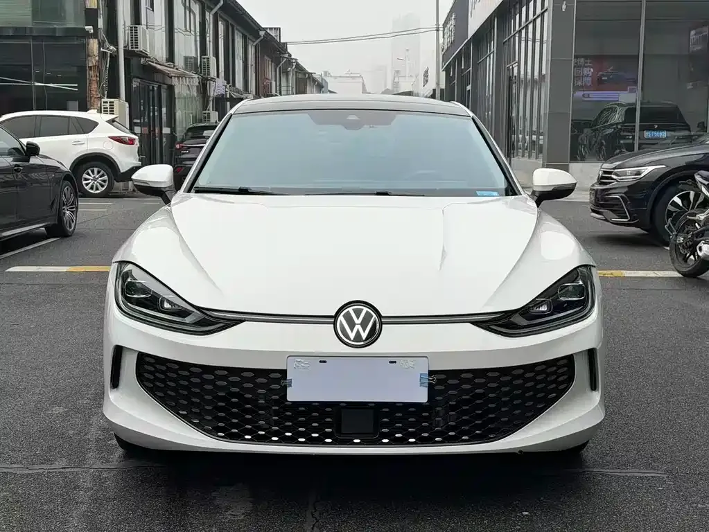 Volkswagen Lamando 2023 из CN, фото 7
