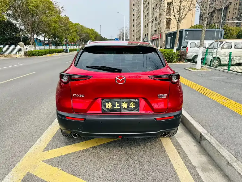 Mazda CX-30 2021 из CN, фото 9