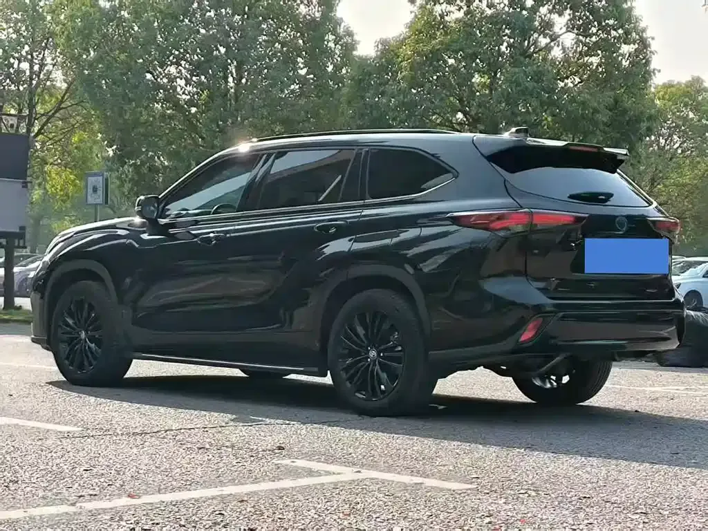 Toyota Highlander 2024 из CN, фото 9