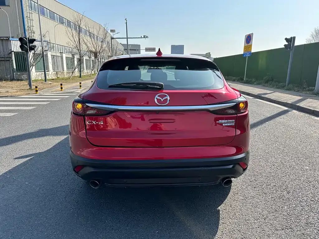 Mazda CX-4 2021 из CN, фото 5
