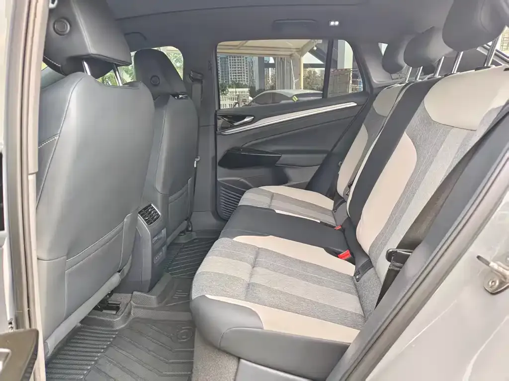 Volkswagen ID.4 Crozz 2023 из CN, фото 2