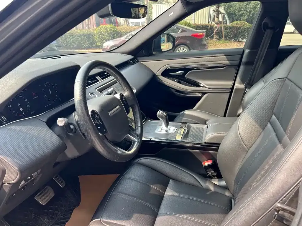 Land Rover Evoque 2021 из CN, фото 4
