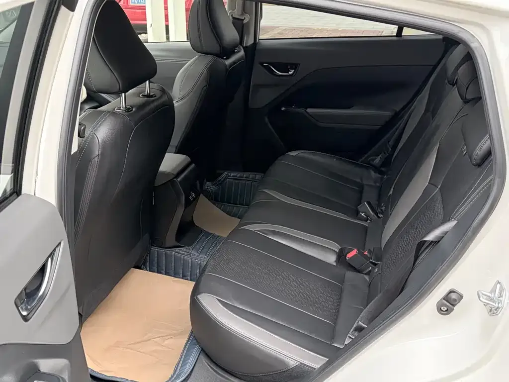 Subaru Crosstrek 2023 из CN, фото 2
