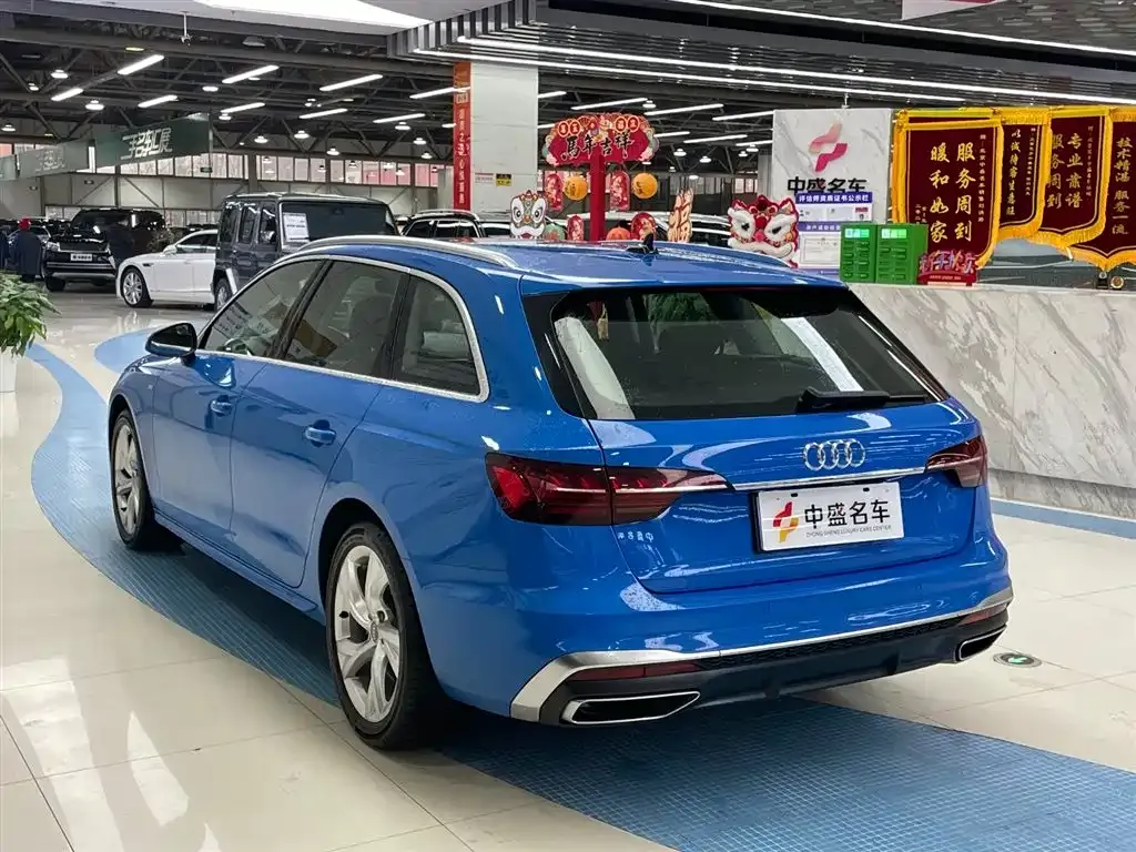 Audi A4 (Import) — фото 10