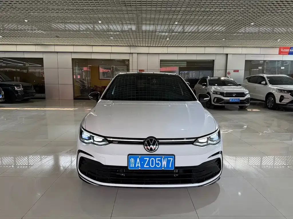 Volkswagen Golf 2022 из CN, фото 3
