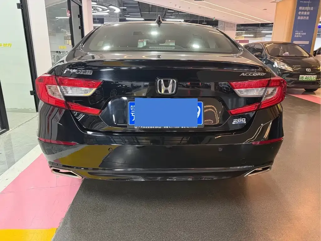 Honda Accord — фото 4