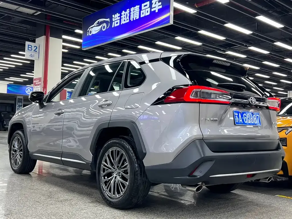 Toyota Wildlander 2023 из CN, фото 9