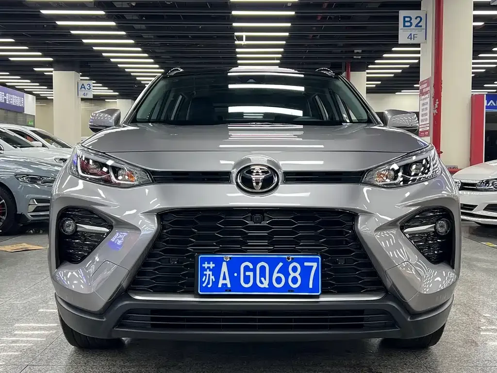 Toyota Wildlander 2023 из CN, фото 5