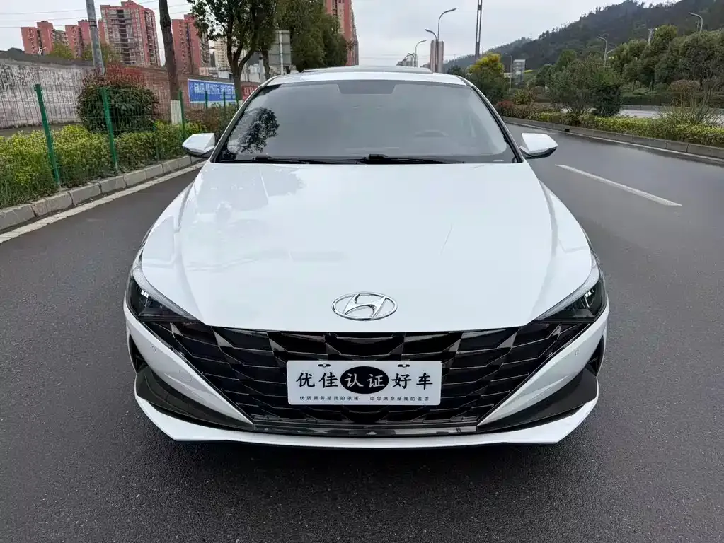 Hyundai Elantra 2023 из CN, фото 5