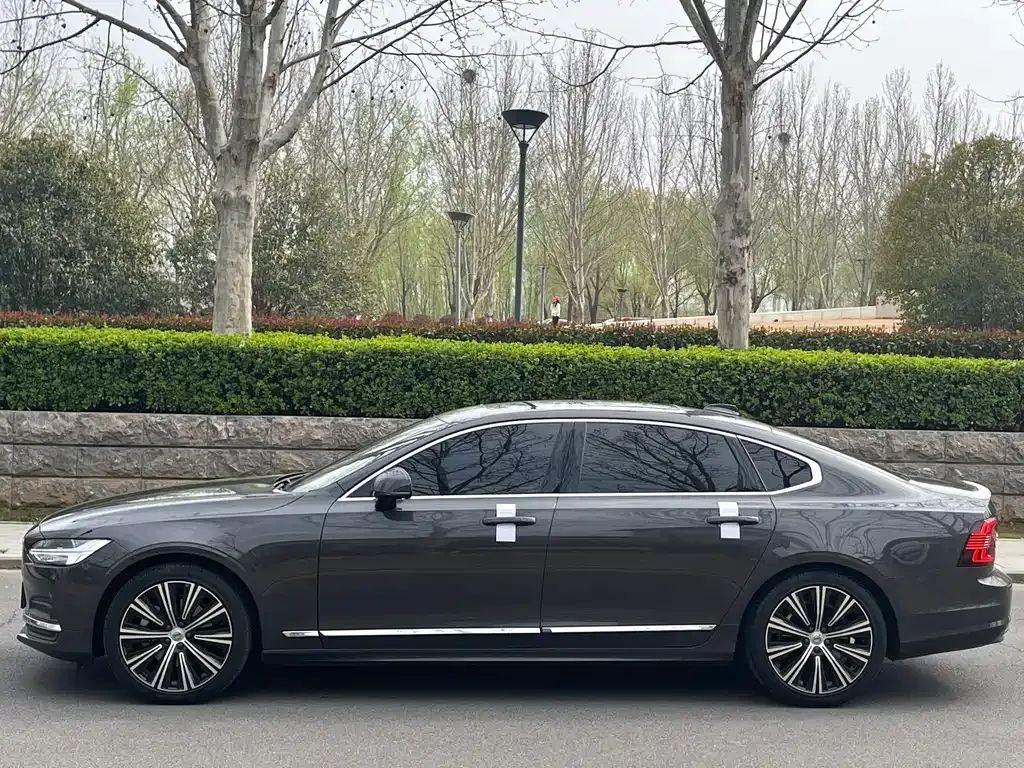 Volvo S90 — фото 4