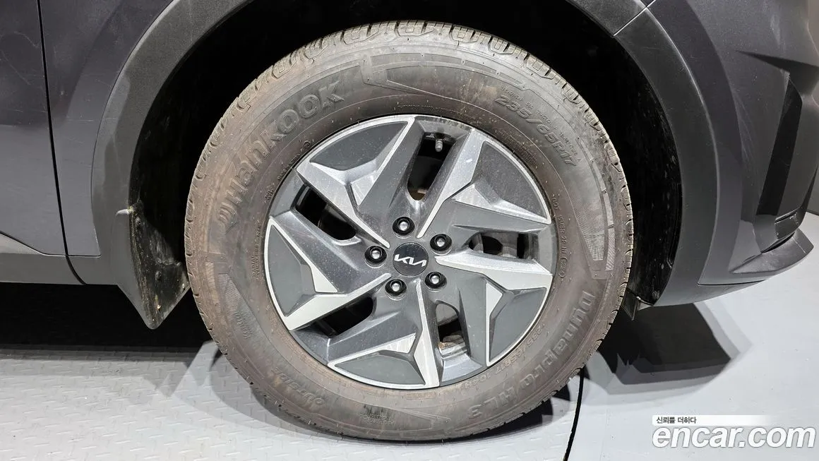 Kia Sorento — фото 7