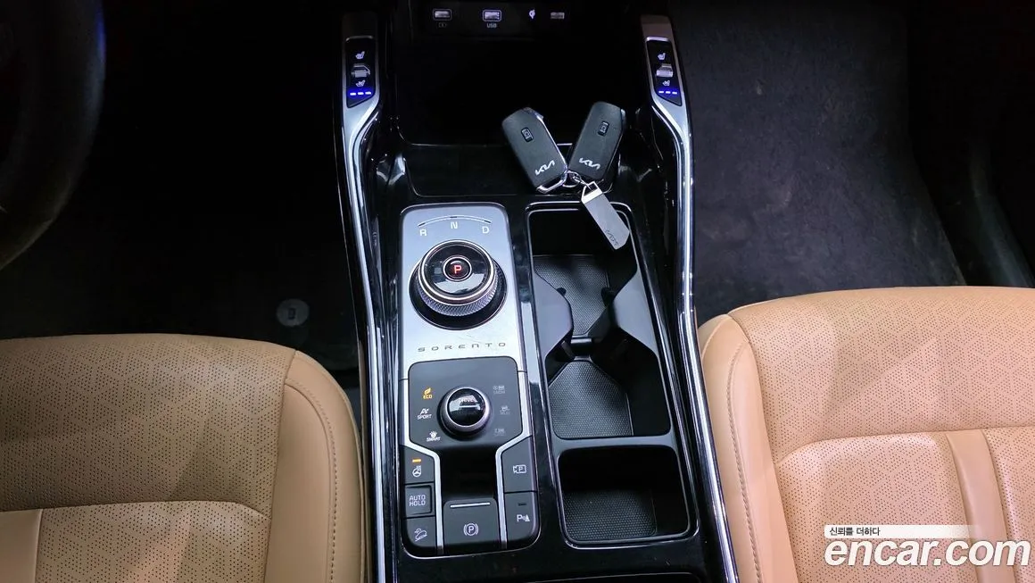 Kia Sorento — фото 8