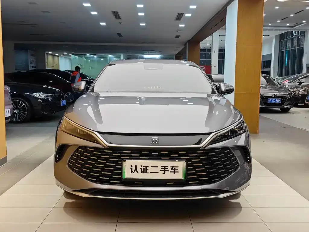 BYD Qin L — фото 6
