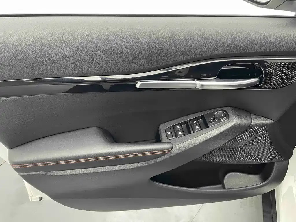 Kia KX3 — фото 9