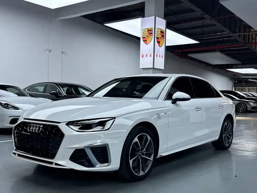 Audi A4L 2024 из CN, фото 1