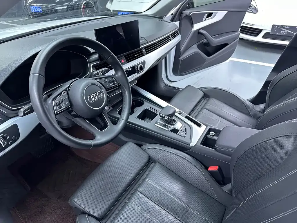 Audi A4L 2024 из CN, фото 7
