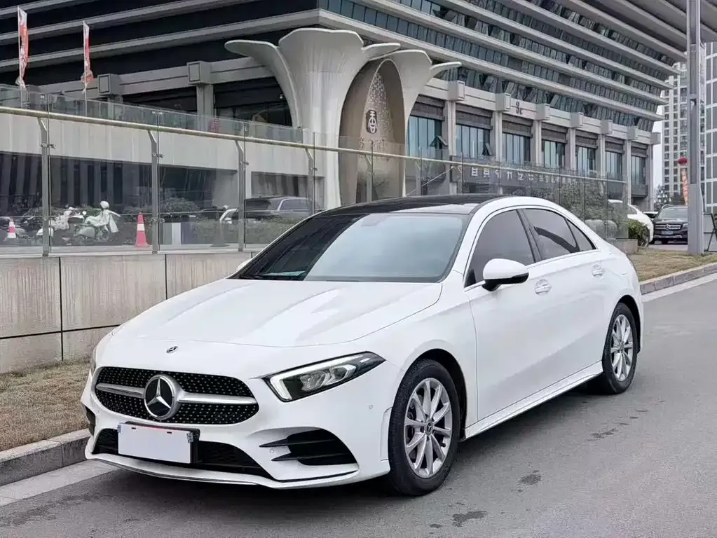 Mercedes-Benz A-Class — фото 1