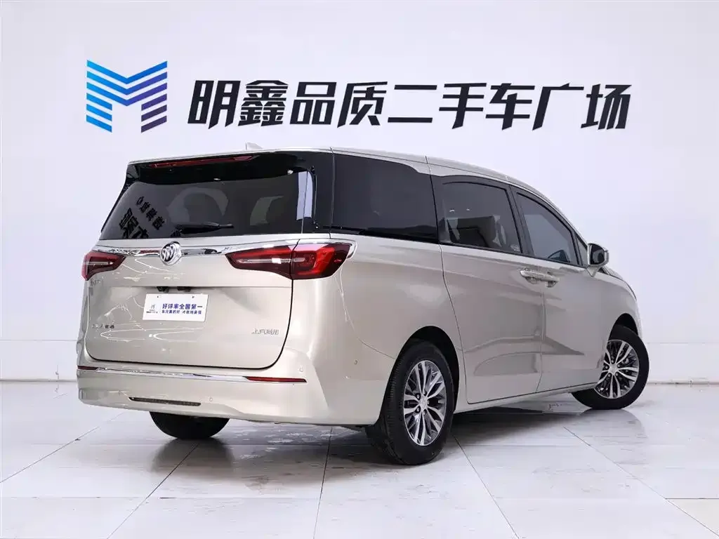 Buick GL8 2022 из CN, фото 3