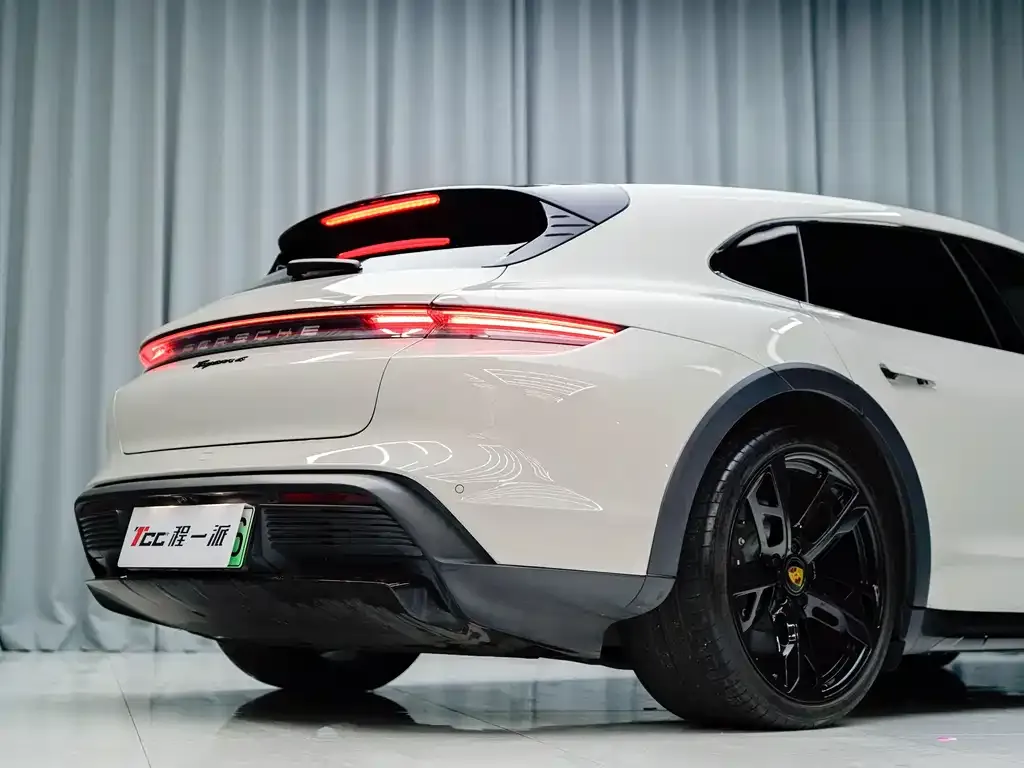 Porsche Taycan 2023 из CN, фото 10