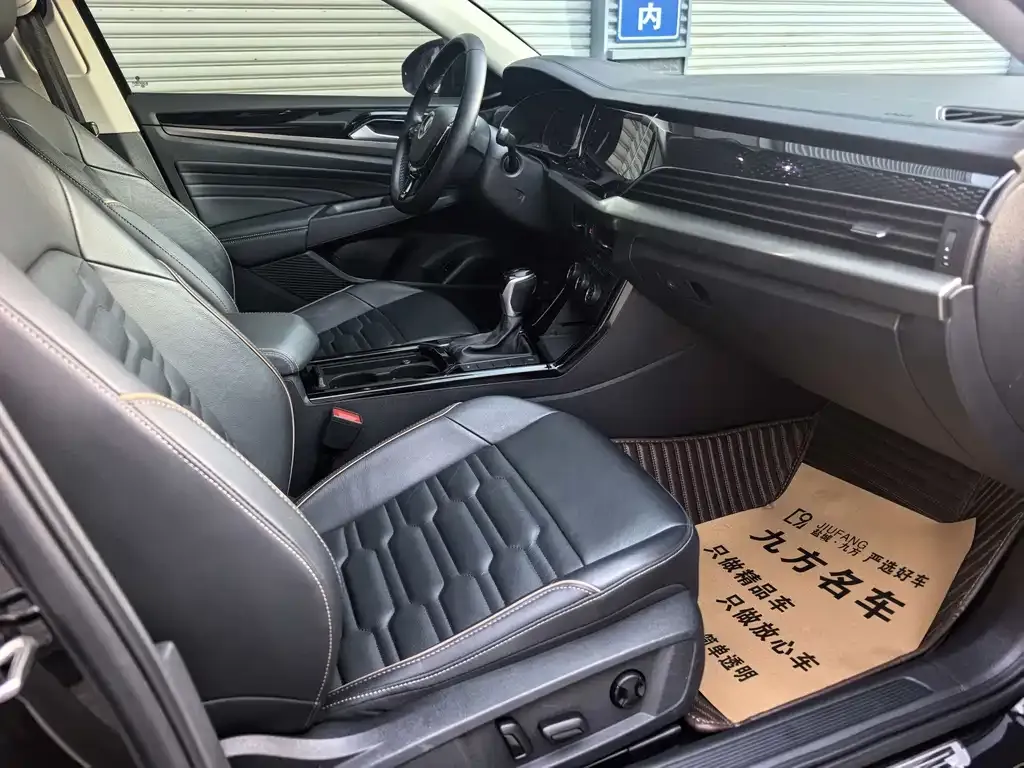 Volkswagen Passat — фото 5