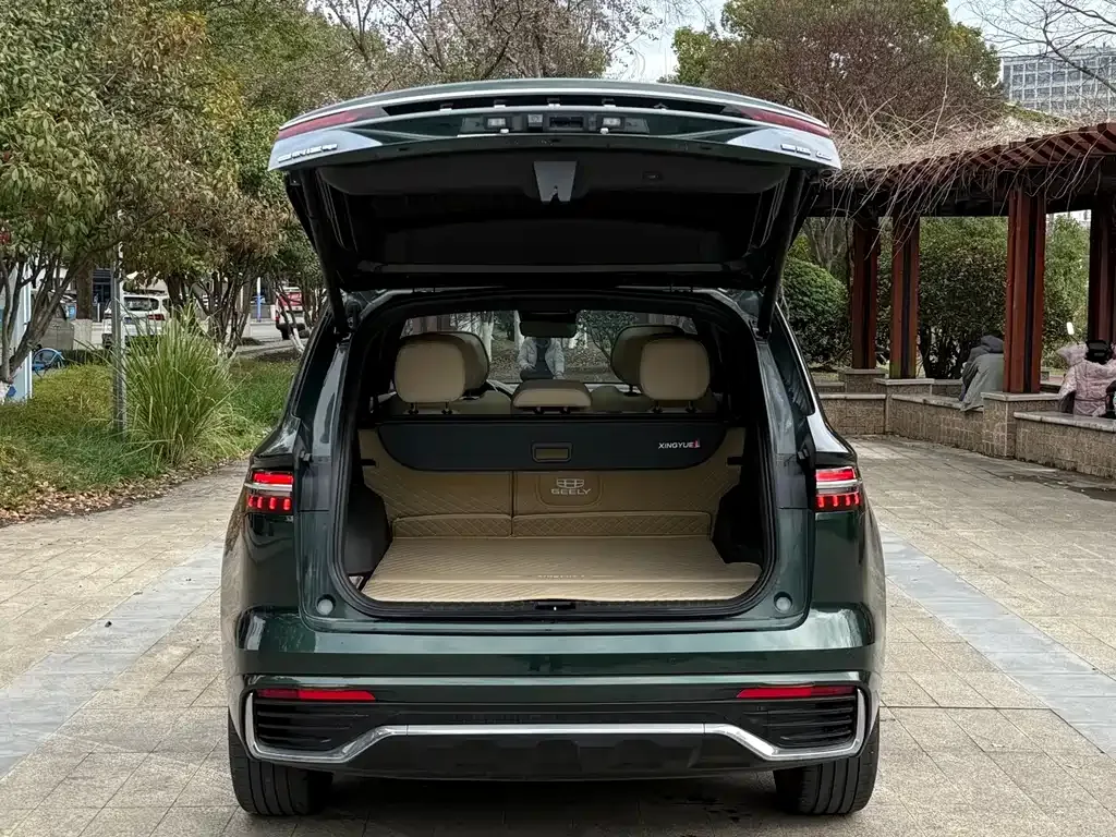 Geely Xingyue L 2024 из CN, фото 10