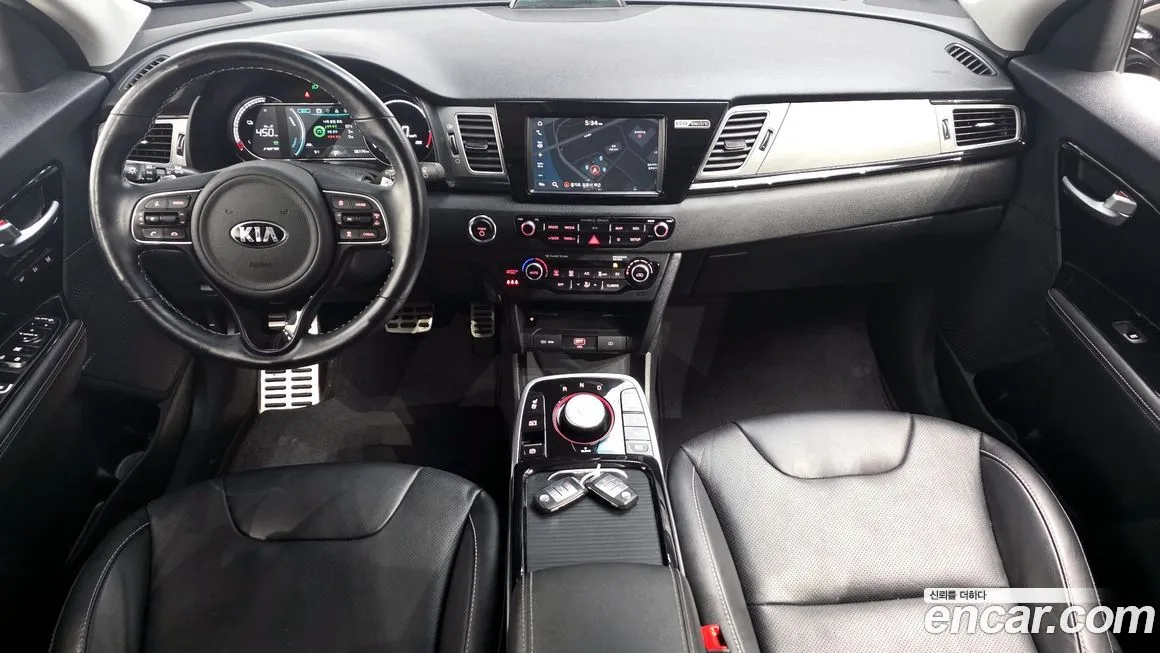 Kia Niro — фото 10