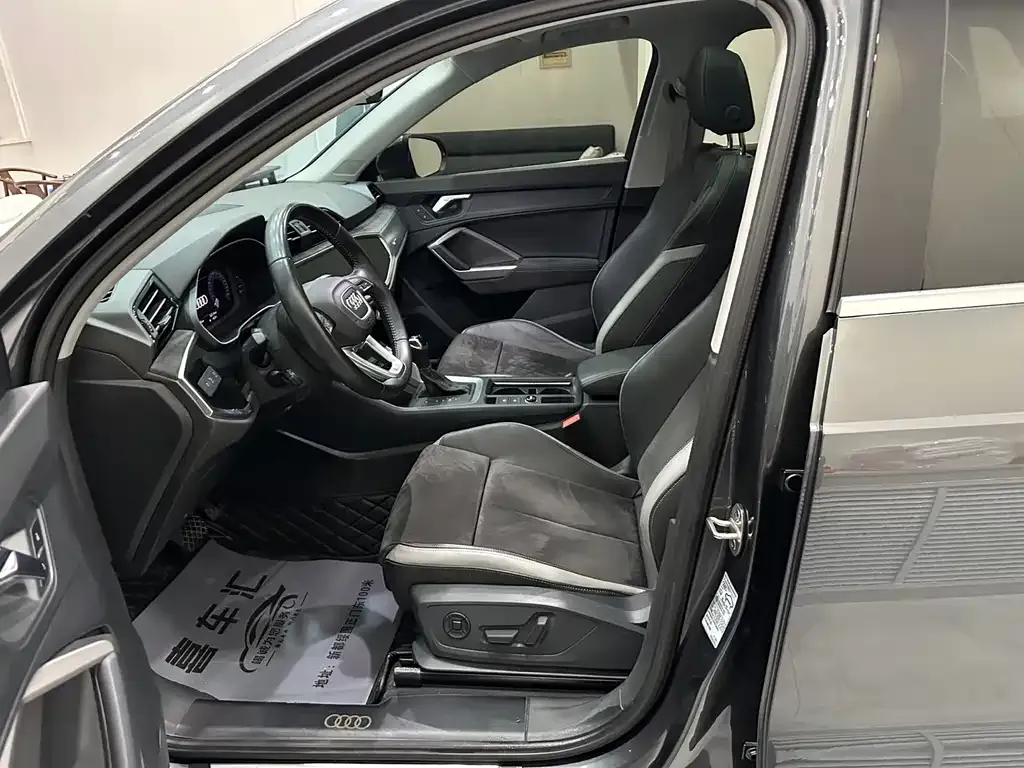 Audi Q3 2022 из CN, фото 3