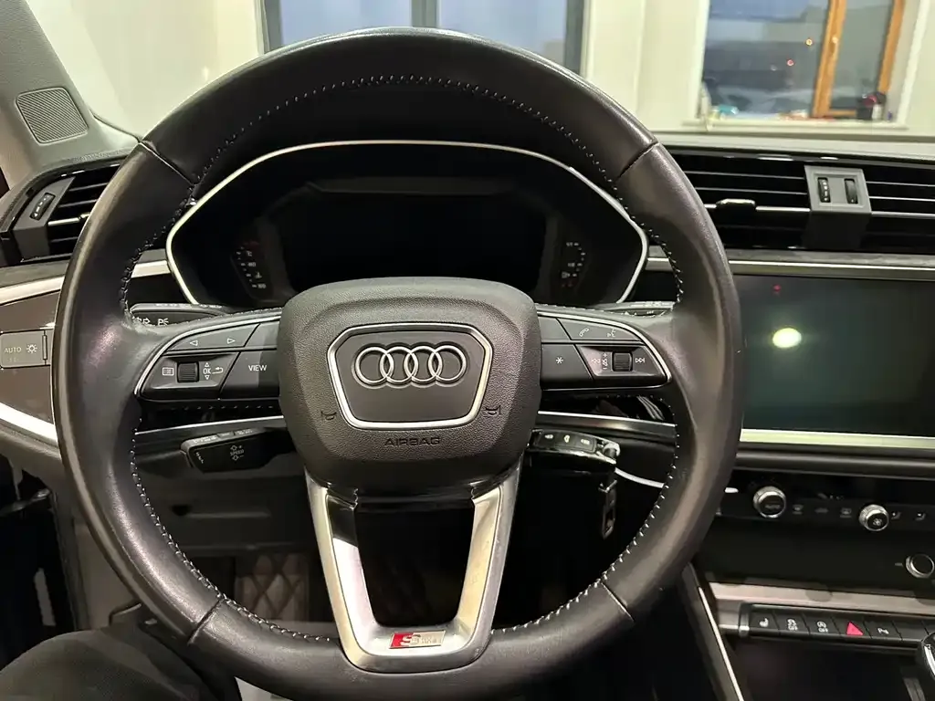 Audi Q3 2022 из CN, фото 10