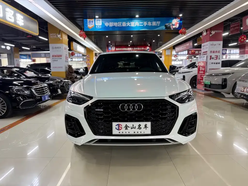 Audi Q5L Sportback 2022 из CN, фото 4