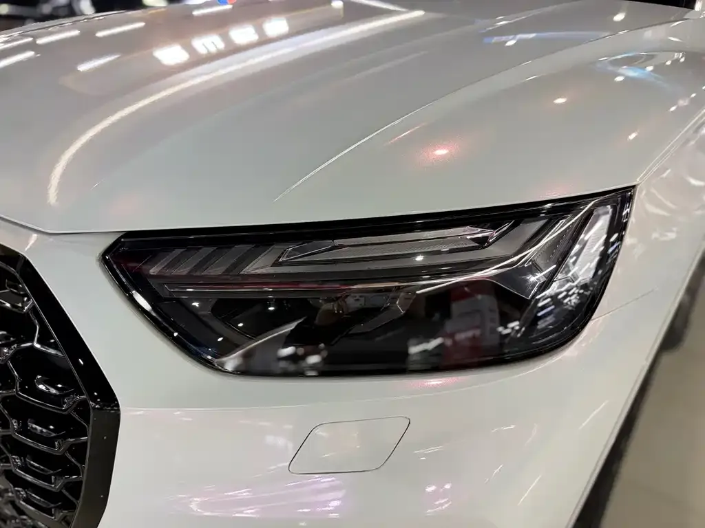 Audi Q5L Sportback 2022 из CN, фото 3