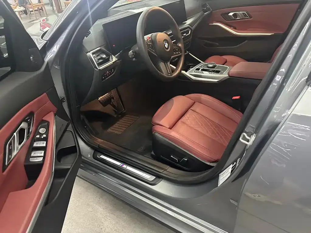 BMW 3 Series 2023 из CN, фото 5