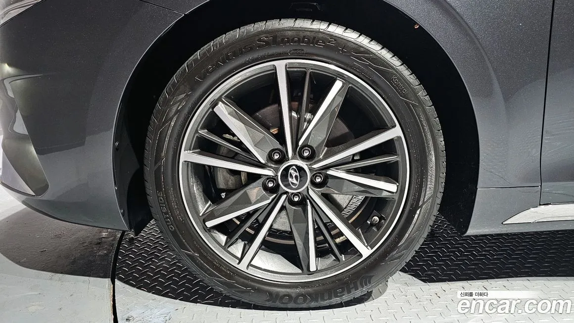 Hyundai Grandeur — фото 10
