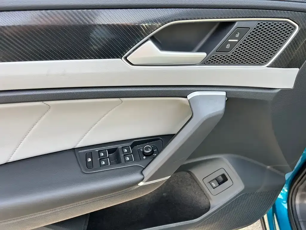 Volkswagen Tayron 2023 из CN, фото 6
