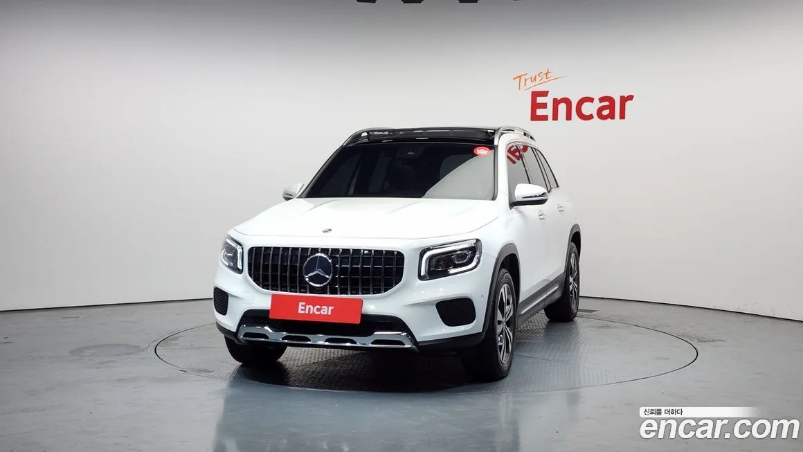 Mercedes-Benz GLB-Class — фото 4