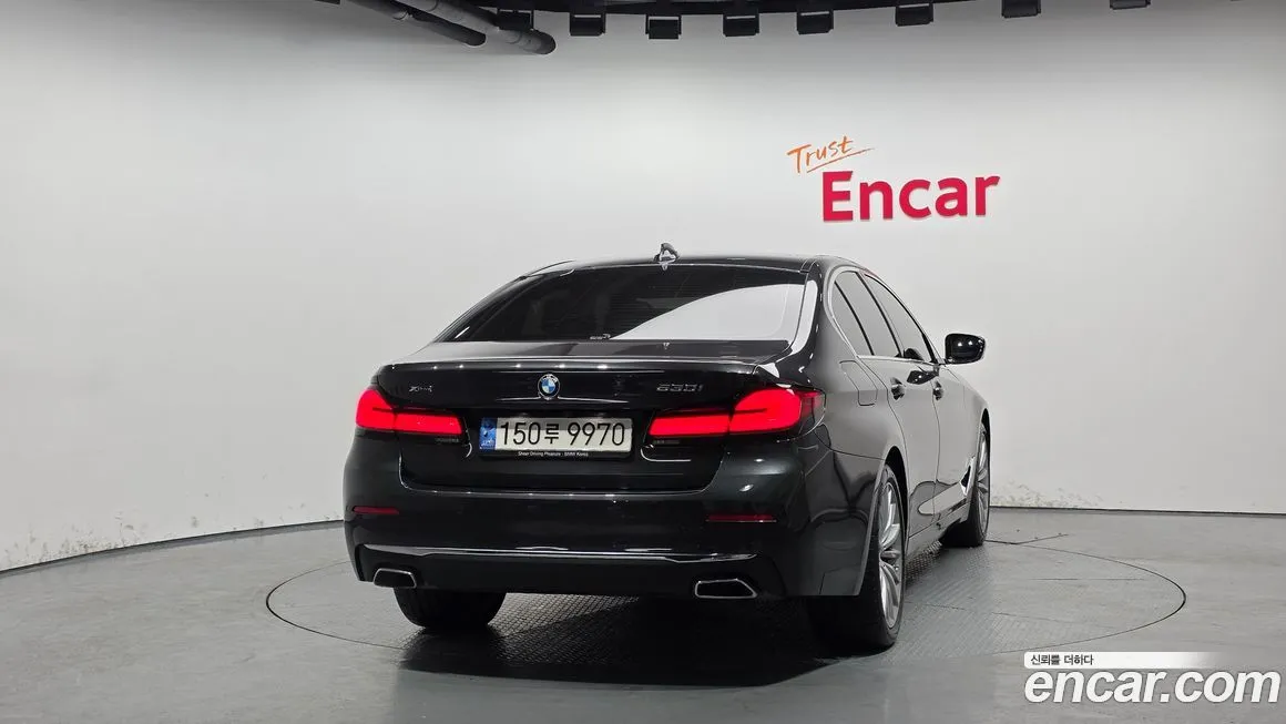 BMW 5-Series 2023 из KR, фото 3