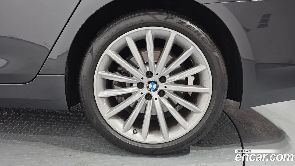 BMW 5-Series 2023 из KR, фото 7