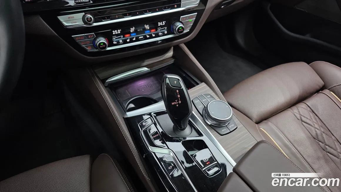 BMW 5-Series 2023 из KR, фото 5