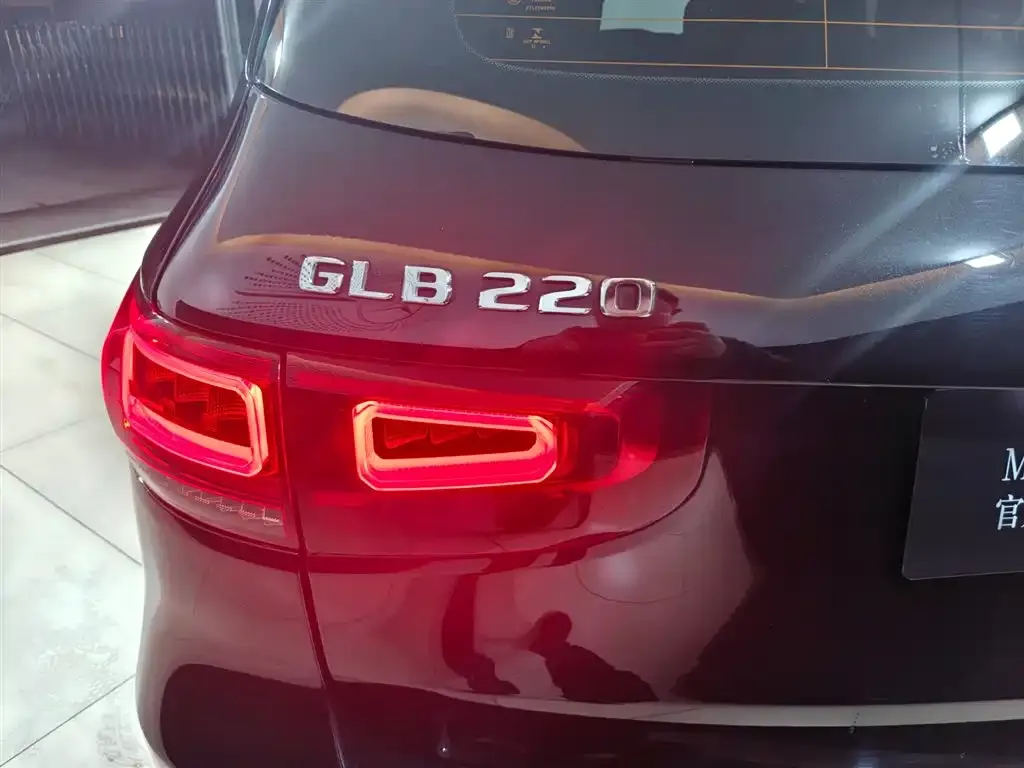 Mercedes-Benz GLB 2023 из CN, фото 7