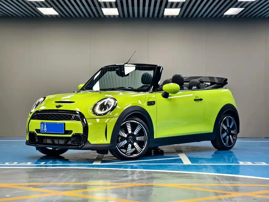 MINI Cooper (3-door) 2021 из CN, фото 1