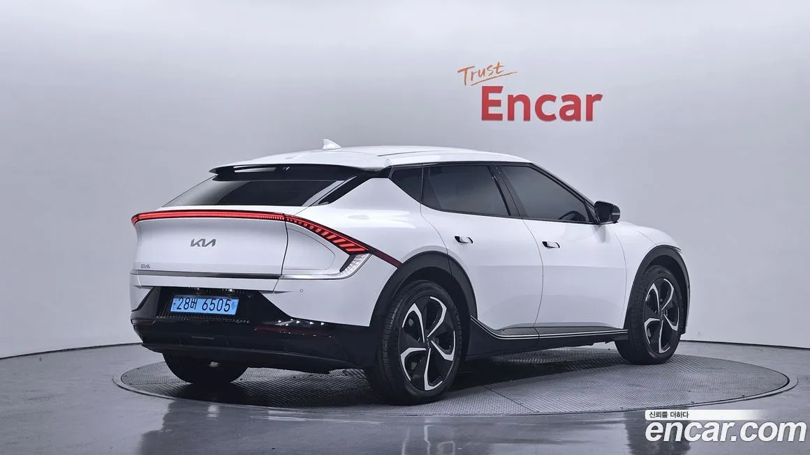 Kia EV6 2023 из KR, фото 5