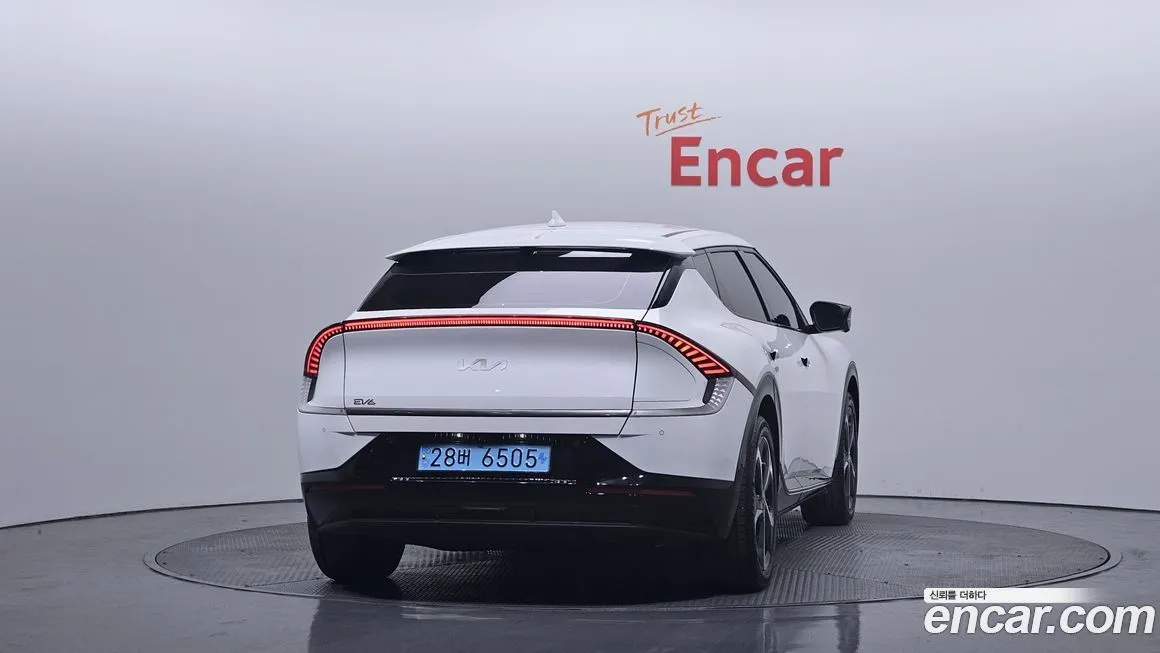 Kia EV6 2023 из KR, фото 8