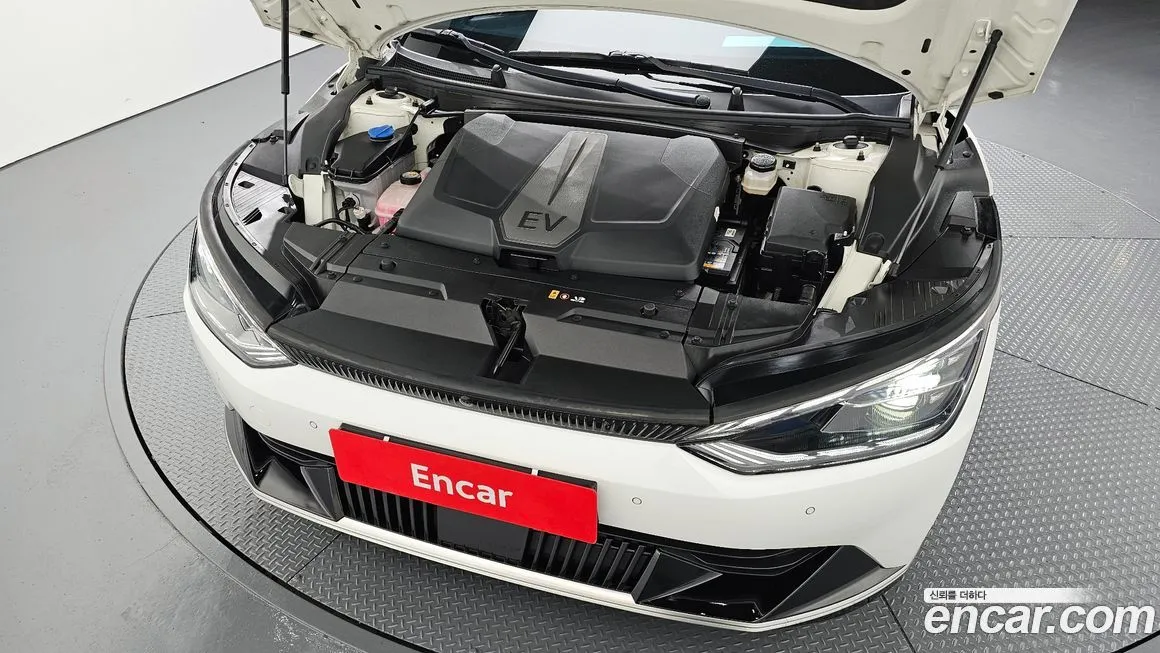 Kia EV6 2023 из KR, фото 7