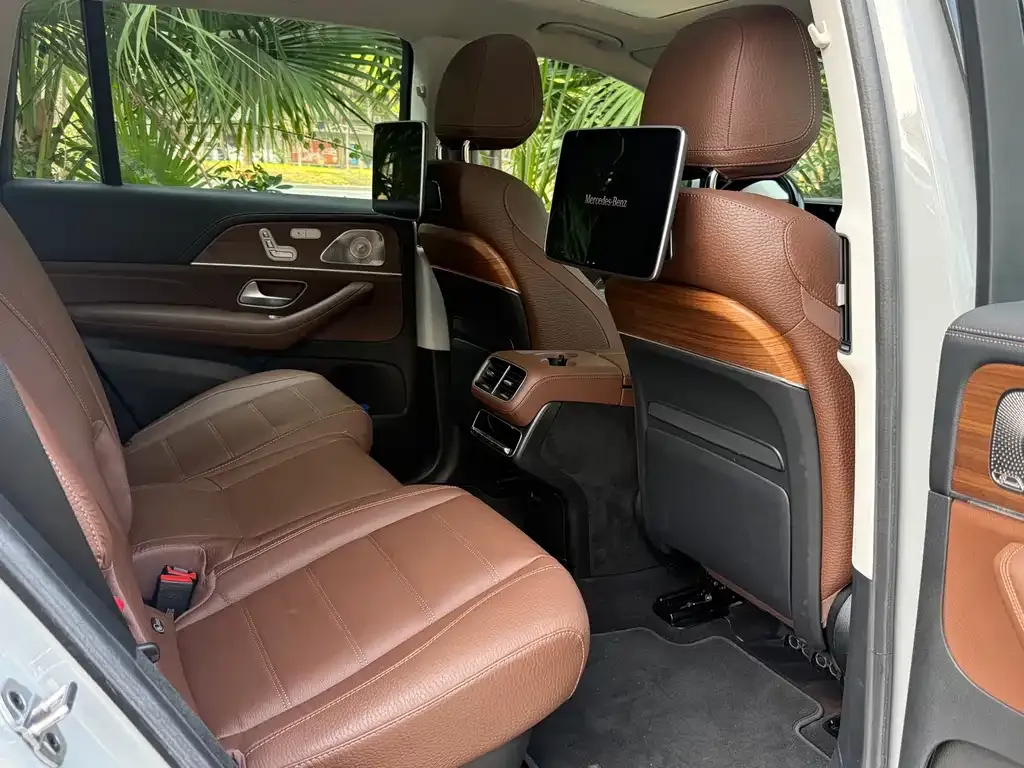 Mercedes-Benz GLS — фото 4