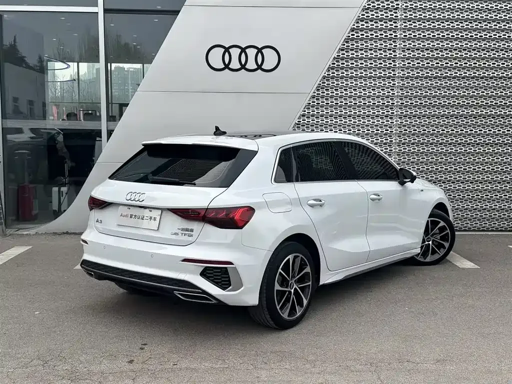 Audi A3 2022 из CN, фото 4